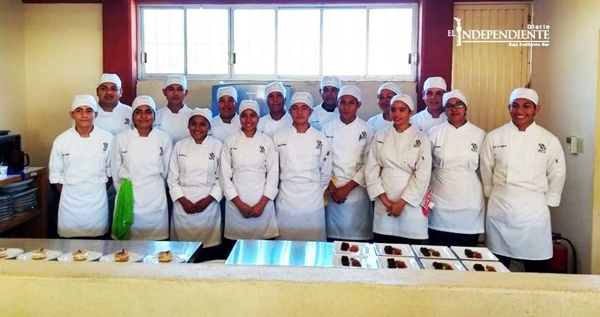 Alumnos del CBTIS 256 realizarán cena especial en agradecimiento a bomberos de CSL Alumnos del CBTIS 256 realizarán cena especial en agradecimiento a bomberos de CSL