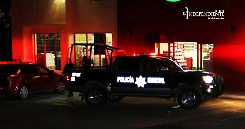 Asesinan a hombre en una plaza comercial de San José del Cabo Asesinan a hombre en una plaza comercial de San José del Cabo