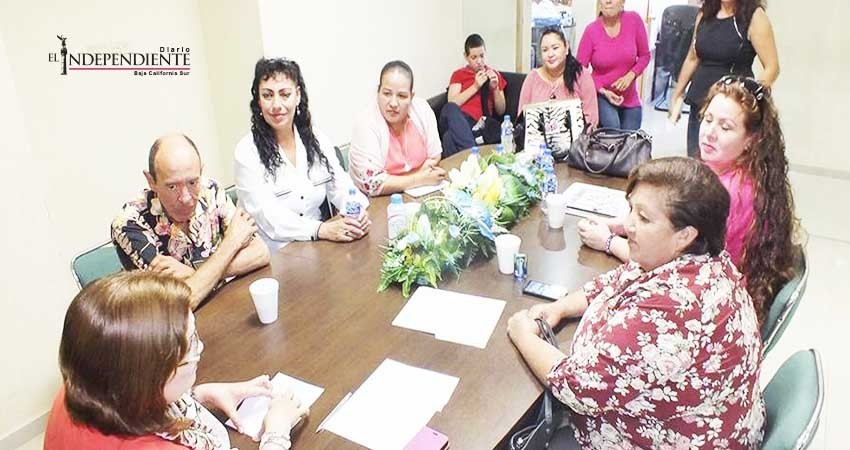 Retrasan pago a 63 “maestras sombra” en Los Cabos; ellas piden regulación Retrasan pago a 63 “maestras sombra” en Los Cabos; ellas piden regulación