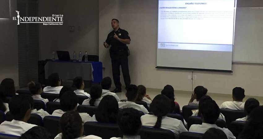 Imparten plática sobre la extorsión telefónica Imparten plática sobre la extorsión telefónica