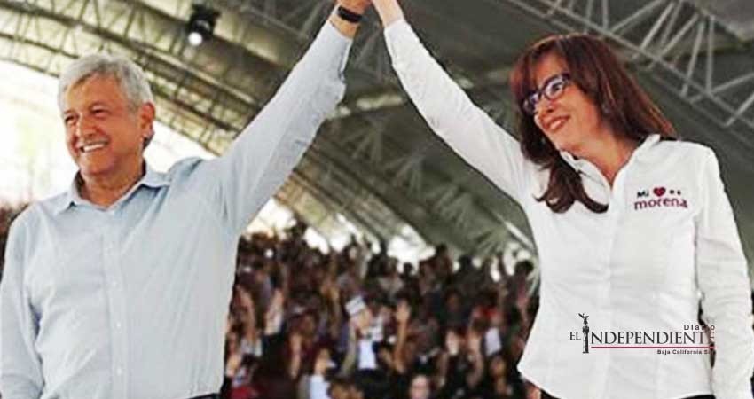 AMLO deja dirigencia de Morena y pasa la batuta a Yeidckol AMLO deja dirigencia de Morena y pasa la batuta a Yeidckol