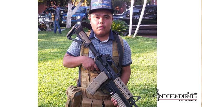 'El mundo es tuyo', el estilo de vida de 'El Pirata de Culiacán' 'El mundo es tuyo', el estilo de vida de 'El Pirata de Culiacán'