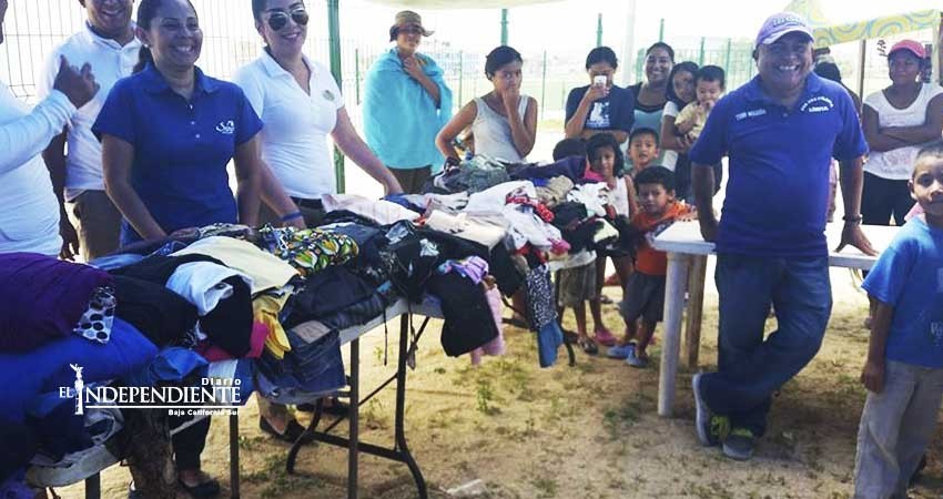 Olvido de turistas permite entregar miles de prendas Olvido de turistas permite entregar miles de prendas