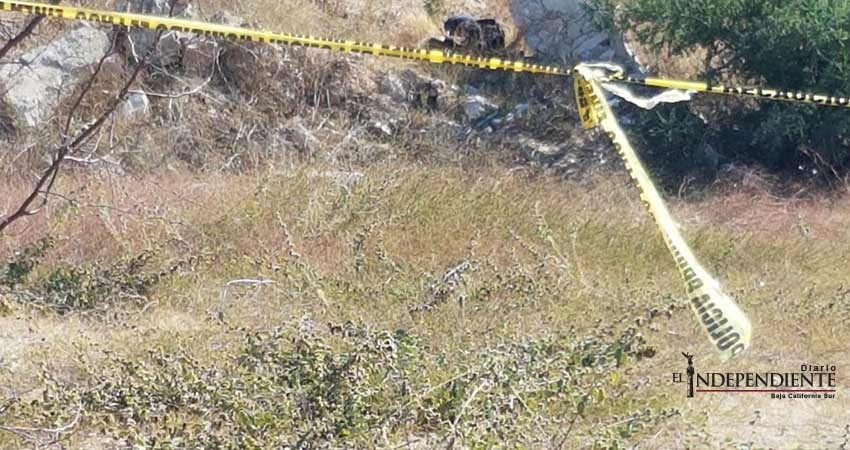Hallan a hombre muerto en terreno baldío Hallan a hombre muerto en terreno baldío
