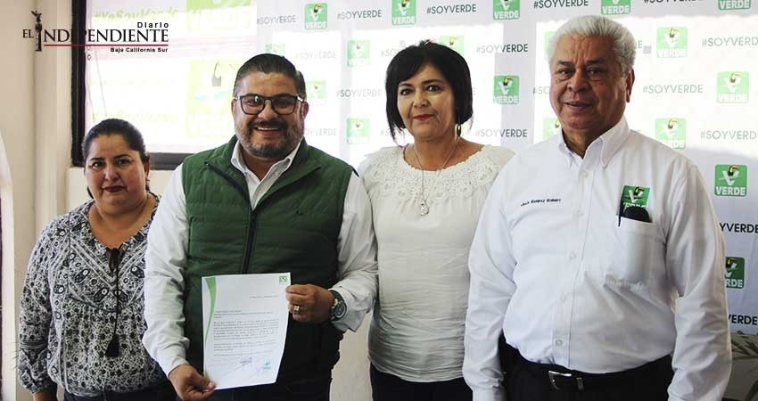 Buscará regidor César Juárez una diputación con el PVEM Buscará regidor César Juárez una diputación con el PVEM