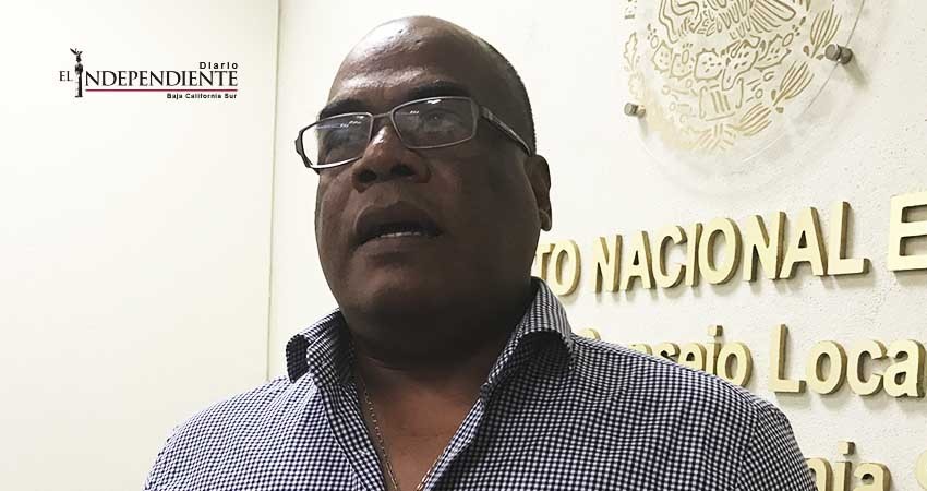 Instituciones electorales invierten en partidos, no en la democracia: Aparicio Gallardo Instituciones electorales invierten en partidos, no en la democracia: Aparicio Gallardo