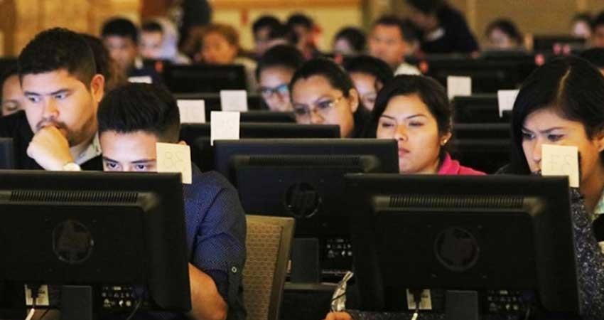 Reciben capacitación 100 mil docentes de media superior Reciben capacitación 100 mil docentes de media superior