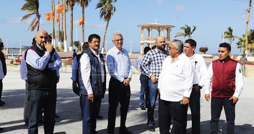 Trabaja el Ayto de La Paz en los últimos detalles para el Carnaval La Paz 2018 Trabaja el Ayto de La Paz en los últimos detalles para el Carnaval La Paz 2018
