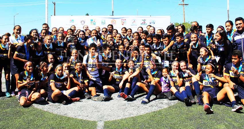 Los Cabos se queda con 3 títulos y La Paz con 1 en la disciplina de futbol Los Cabos se queda con 3 títulos y La Paz con 1 en la disciplina de futbol