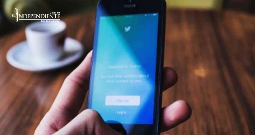 Twitter habilita un servicio que permite alertar de conductas suicidas Twitter habilita un servicio que permite alertar de conductas suicidas