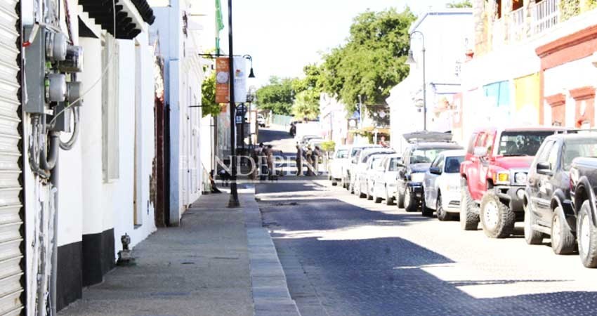 Empleada de boutique en centro josefino encierra a asaltante Empleada de boutique en centro josefino encierra a asaltante