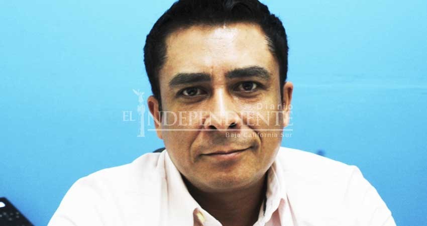 Exhorta Inspección Fiscal a comercios y vendedores a renovar permisos