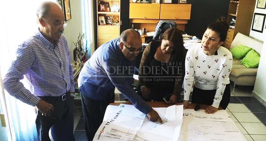 Autoridades educativas se reúnen para analizar necesidades de primaria en La Ballena