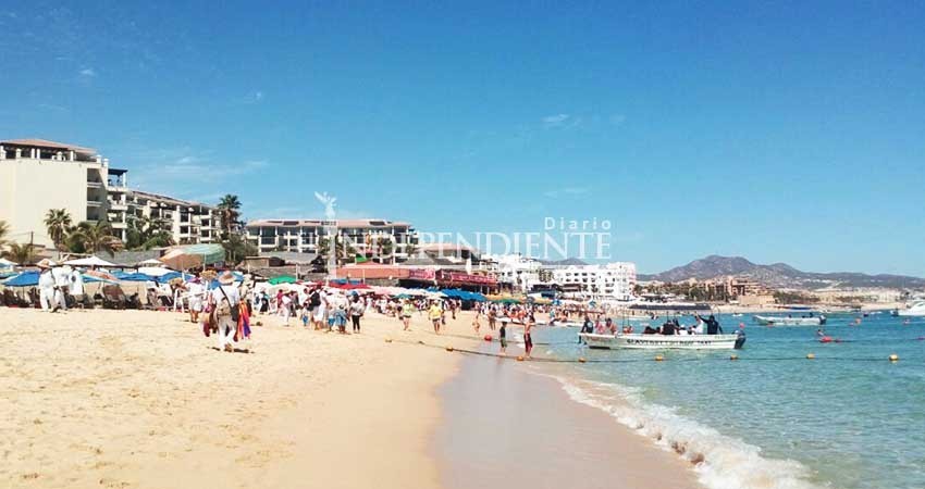 Buscan “Banderas Azules” para toda la bahía de Cabo San Lucas Buscan “Banderas Azules” para toda la bahía de Cabo San Lucas