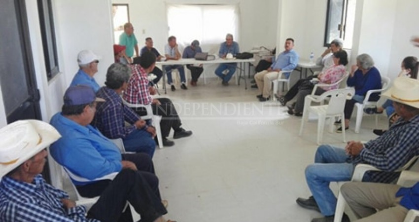 Llegan a acuerdos Comisariado Ejidal de Miraflores y autoridades sobre tiradero clandestino