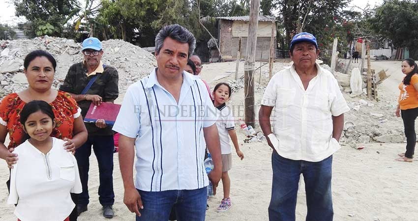 Pide Antorcha Campesina terminar con el problema que padecen vecinos de Cangrejos por planta de tratamiento