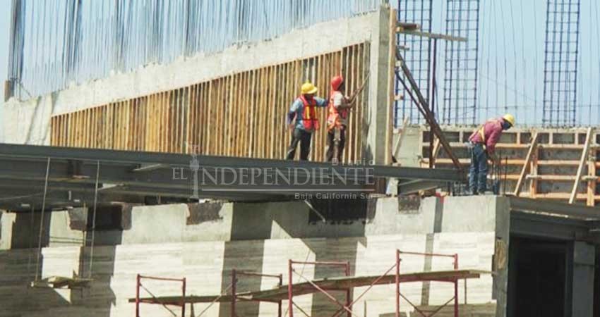 En Los Cabos se construyen desarrollos turísticos e inmobiliarios con un valor de inversión superior a los 400 MDD cada uno En Los Cabos se construyen desarrollos turísticos e inmobiliarios con un valor de inversión superior a los 400 MDD cada uno