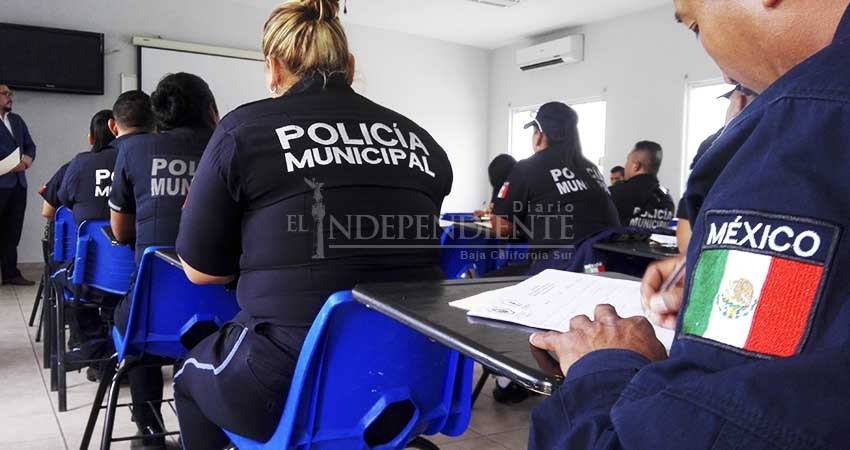 Estamos siendo exigentes con la formación de nuevos policías, afirma titular de la Dgspppytm Estamos siendo exigentes con la formación de nuevos policías, afirma titular de la Dgspppytm