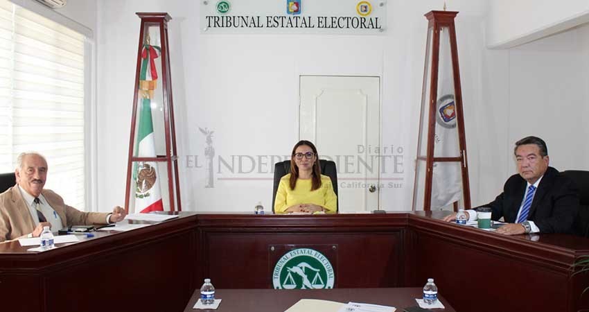 Pelean perredistas por plurinominal del Congreso del Estado 