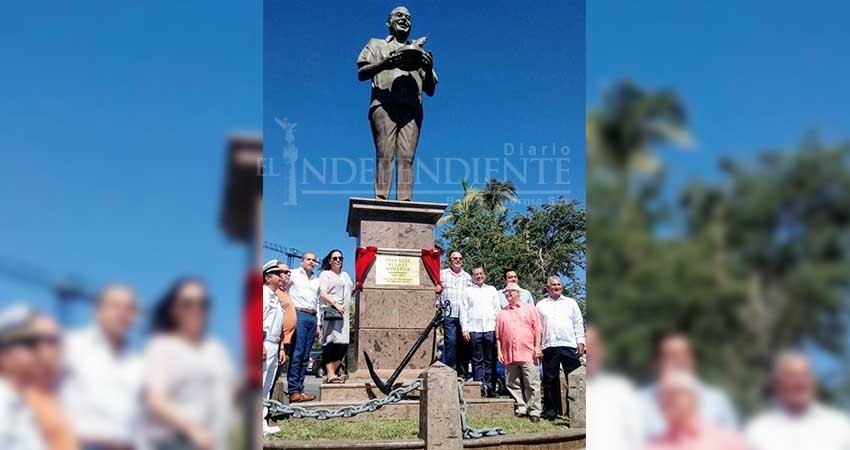 Develan estatua de Luis Bulnes, pionero de Los Cabos