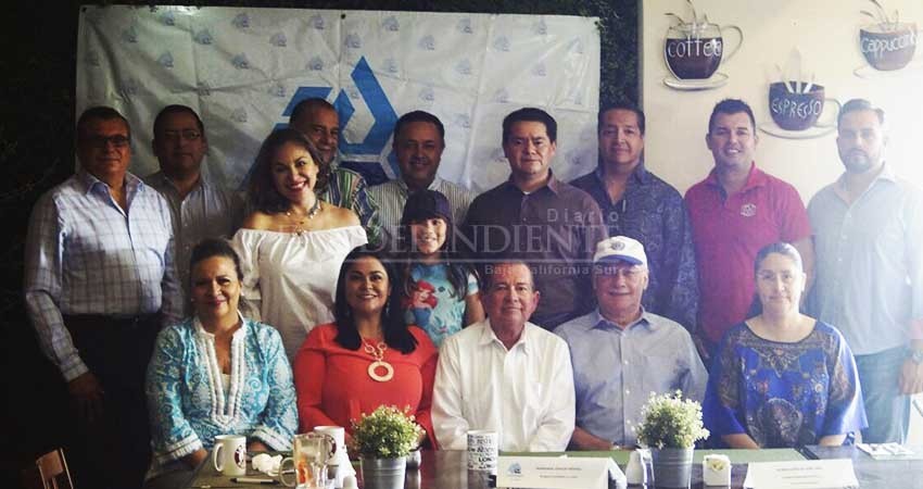 Candidato independiente al senado sostuvo encuentro con Coparmex