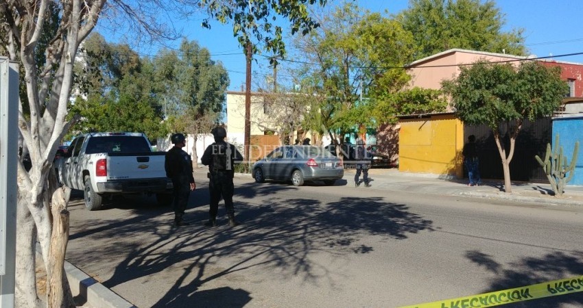 Balean a una persona en la colonia civilizadores de La Paz