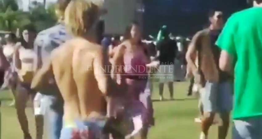 Justin Bieber baila al ritmo de Los Ángeles Azules en Coachella Justin Bieber baila al ritmo de Los Ángeles Azules en Coachella