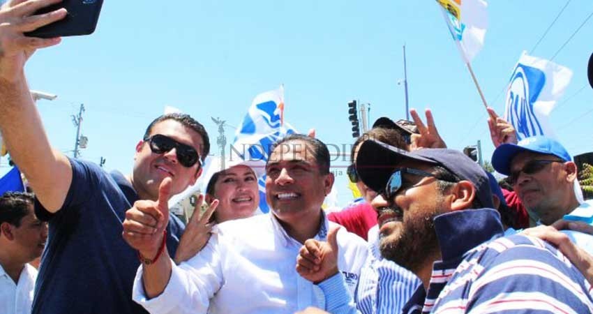 Sin discurso, arranca campaña de Arturo de la Rosa a la alcaldía de Los Cabos Sin discurso, arranca campaña de Arturo de la Rosa a la alcaldía de Los Cabos