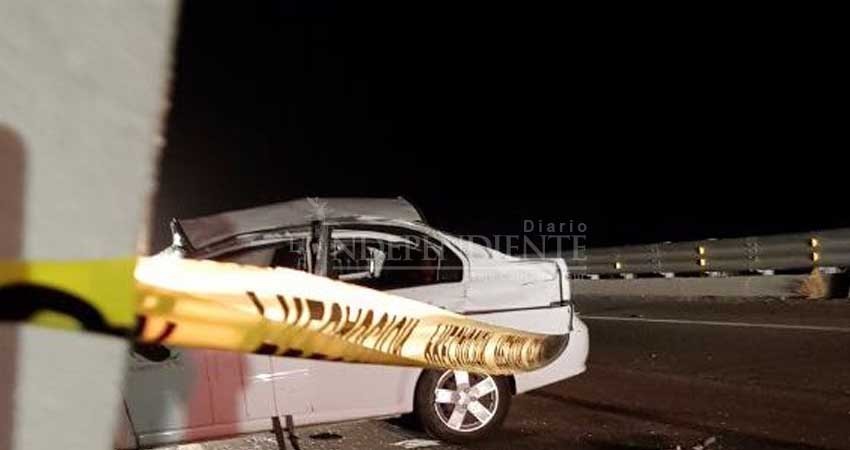 Un muerto y dos heridos en volcadura sobre Carretera a Todos Santos Un muerto y dos heridos en volcadura sobre Carretera a Todos Santos