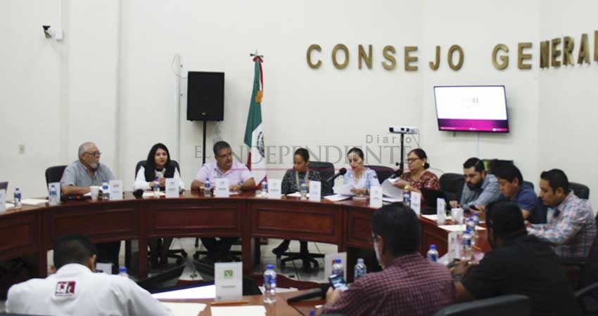 Amplía IEE topes de financiamiento privado para independientes