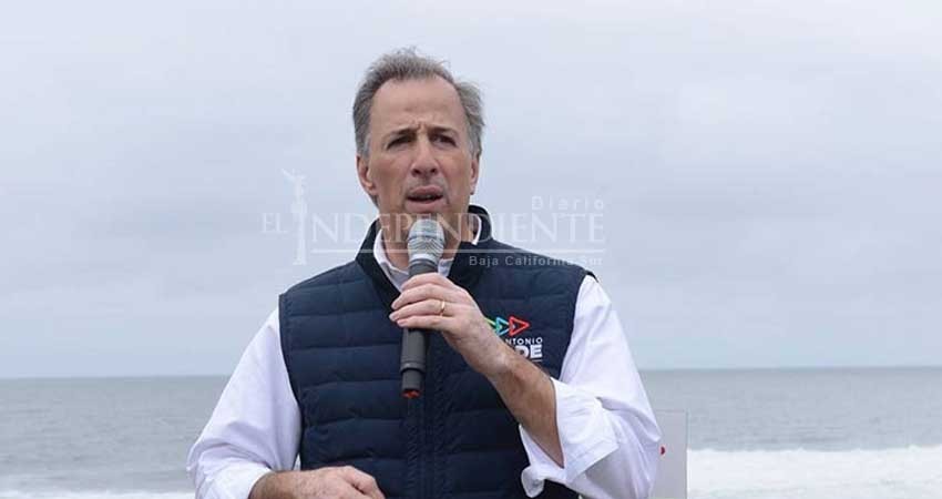 Meade propone muro tecnológico contra tráfico de armas desde EU Meade propone muro tecnológico contra tráfico de armas desde EU