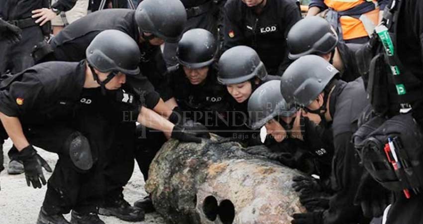 Hallan y desactivan bomba de la II Guerra Mundial en Hong Kong Hallan y desactivan bomba de la II Guerra Mundial en Hong Kong