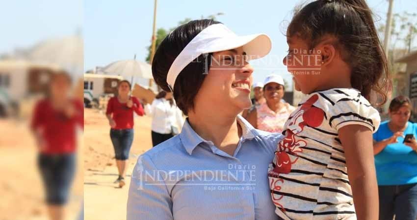 Que ningún niño o joven se quede sin estudiar, se compromete Michelle Valdez Que ningún niño o joven se quede sin estudiar, se compromete Michelle Valdez