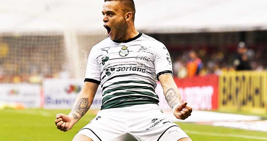 Santos no quiere ser como Chivas ni América, sino afianzar identidad propia Santos no quiere ser como Chivas ni América, sino afianzar identidad propia