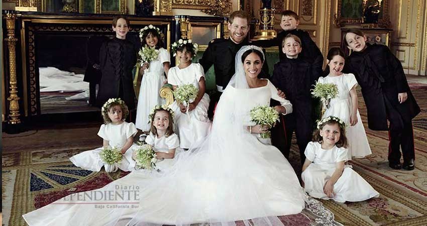 Realeza británica comparte fotos familiares de la boda real Realeza británica comparte fotos familiares de la boda real