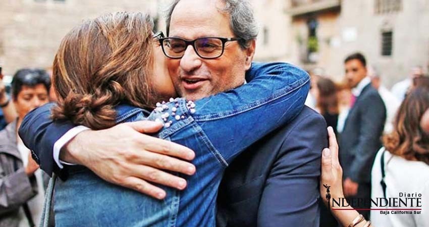 Aplazan toma de posesión del gobierno en Cataluña Aplazan toma de posesión del gobierno en Cataluña