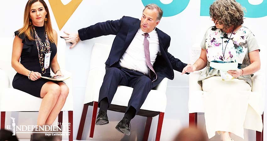 Meade se va de espaldas… por candidatura de Nestora Meade se va de espaldas… por candidatura de Nestora