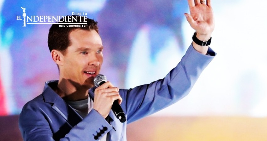 Benedict Cumberbatch defiende a ciclista en Londres Benedict Cumberbatch defiende a ciclista en Londres
