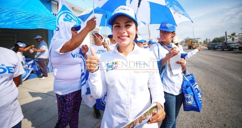 Se pronuncia Michelle Valdez a favor de regular el uso de bolsas de plástico y popotes Se pronuncia Michelle Valdez a favor de regular el uso de bolsas de plástico y popotes