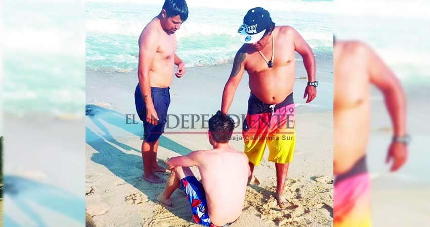 Ignoró advertencias de banderas en las playas y casi se ahoga Ignoró advertencias de banderas en las playas y casi se ahoga