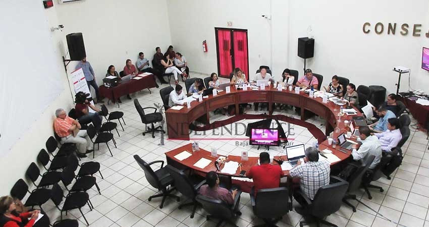 Aprueba IEE que 12 apodos aparezcan en boletas Aprueba IEE que 12 apodos aparezcan en boletas