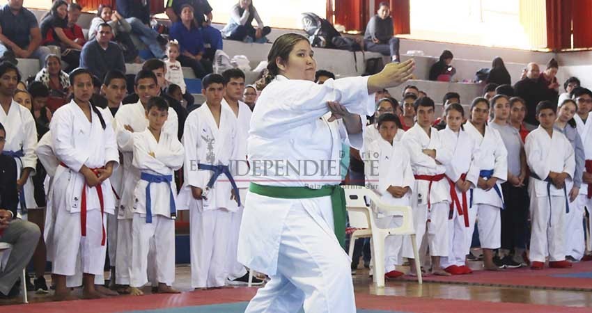 Histórica medalla en para el karate Sudcaliforniano Histórica medalla en para el karate Sudcaliforniano