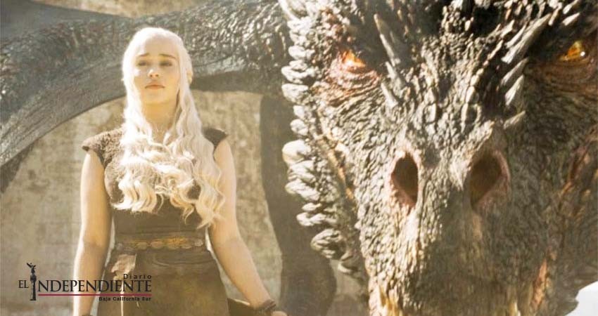 Emilia Clarke dice adiós a su 'familia' en 'Game of Thrones' Emilia Clarke dice adiós a su 'familia' en 'Game of Thrones'