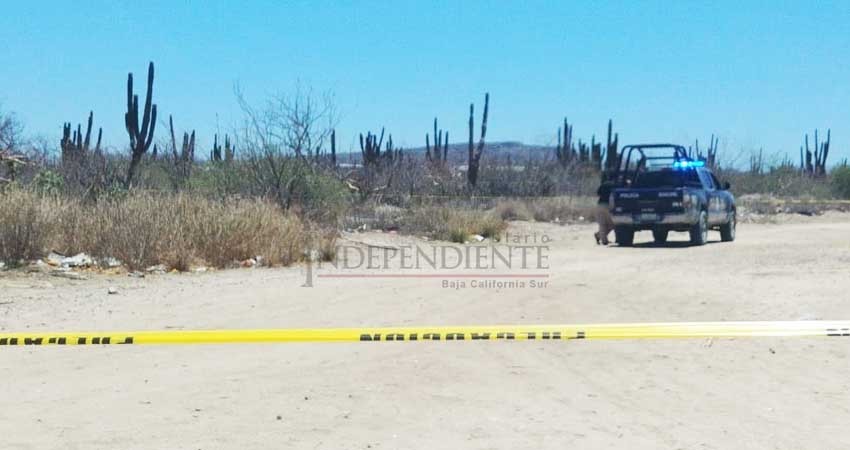 Abandonan sin vida el cuerpo de una mujer en La Paz Abandonan sin vida el cuerpo de una mujer en La Paz