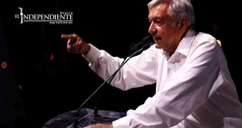 Urge AMLO a Peña Nieto detener tratos racistas de Trump Urge AMLO a Peña Nieto detener tratos racistas de Trump