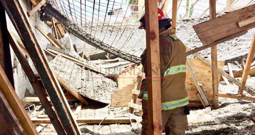Muere una persona tras colapsarse estructura en CSL Muere una persona tras colapsarse estructura en CSL