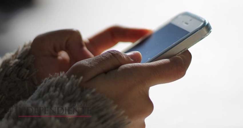 WhatsApp, Tinder y Twitter, ¿una puerta para los hackers? WhatsApp, Tinder y Twitter, ¿una puerta para los hackers?
