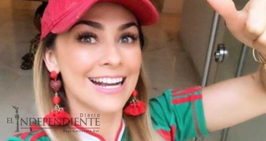 Deformar así la cintura es una obsesión; critican a Aracely Arámbula Deformar así la cintura es una obsesión; critican a Aracely Arámbula