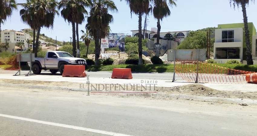 Dos semanas sin culminar rehabilitación de cuchilla de acceso a lateral de la Transpeninsular Dos semanas sin culminar rehabilitación de cuchilla de acceso a lateral de la Transpeninsular
