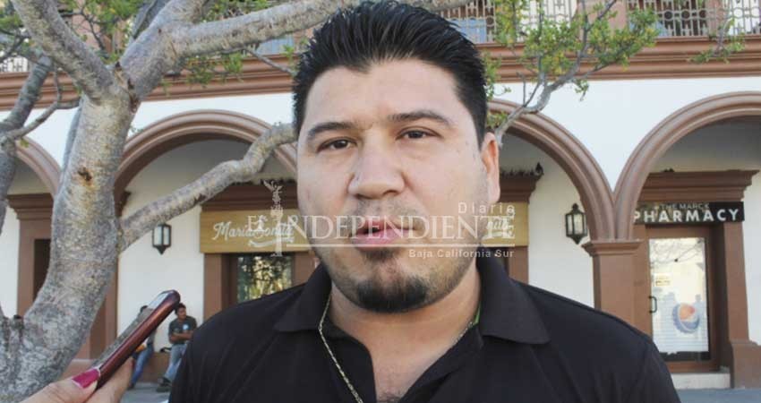 Imagen Urbana va con mano dura al retiro de publicidad electoral en Los Cabos Imagen Urbana va con mano dura al retiro de publicidad electoral en Los Cabos
